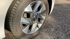 Hyundai i10 1.0 Advance 5dr Petrol Hatchback